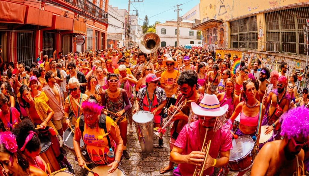 carnaval do centro leste floripa